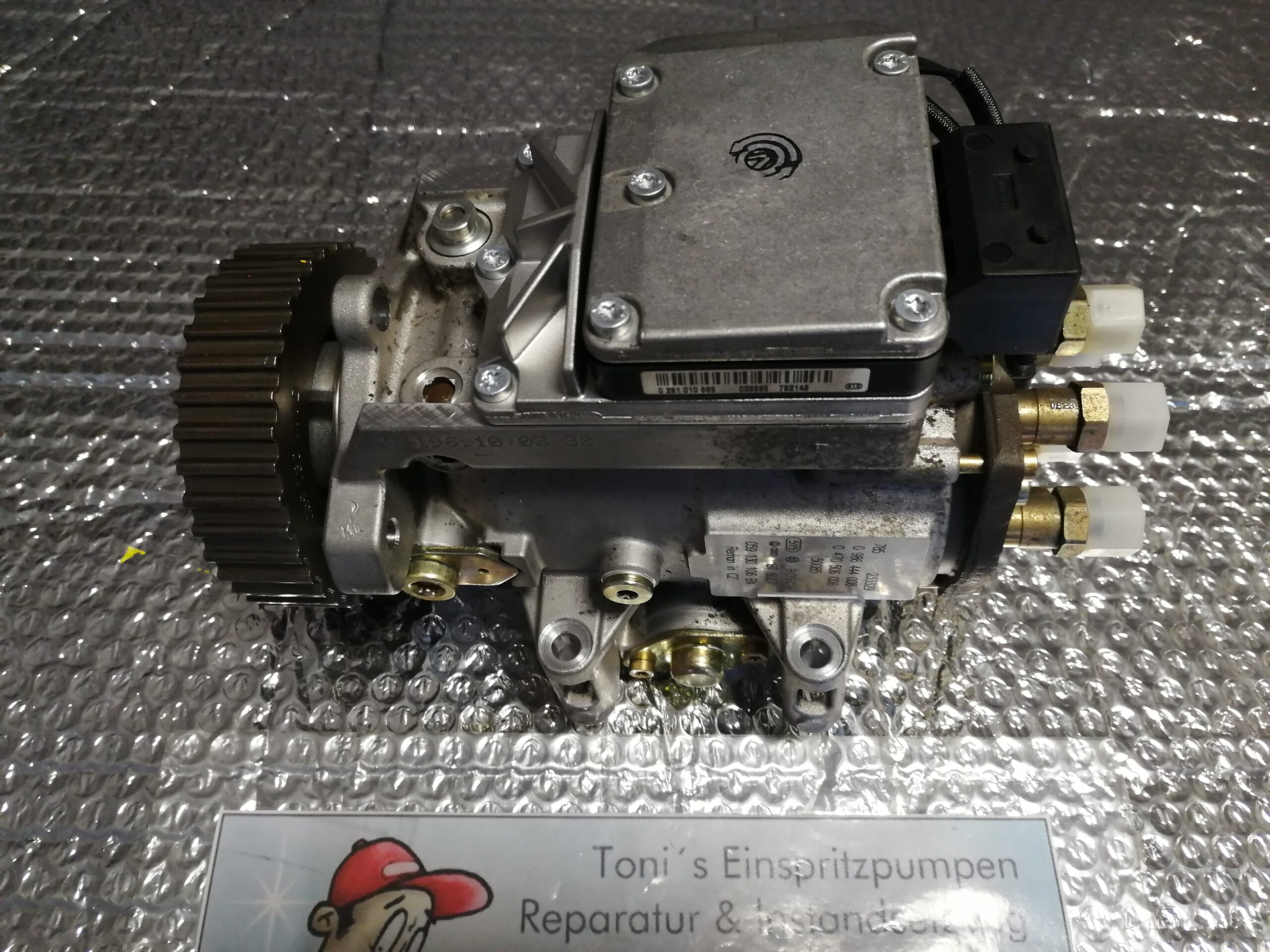 Einspritzpumpe Audi A4 A6 0470506006 VW Nr. 059130106BX