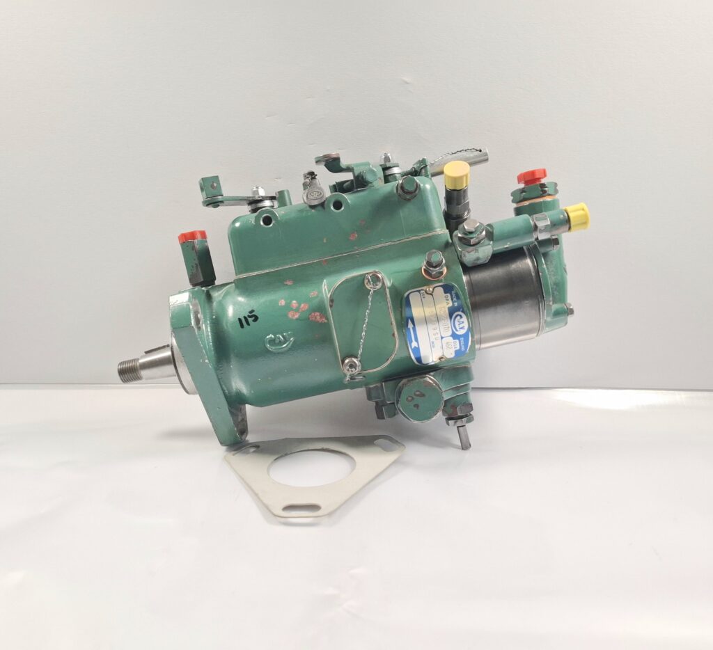 Diesel Einspritzpumpe Volvo Penta MD7A CAV DPA 3222F070