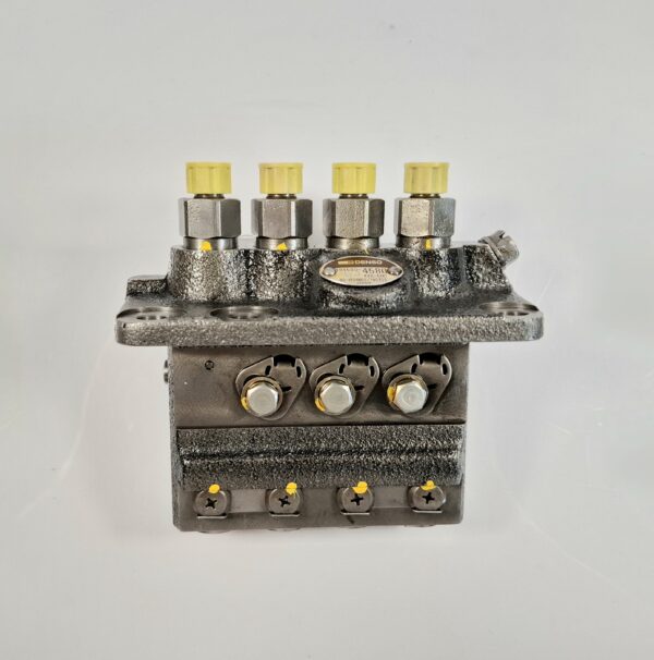 Einspritzpumpe Diesel Mitsubishi K4D-61KL ND-PFR4M551ND458 094500-4580