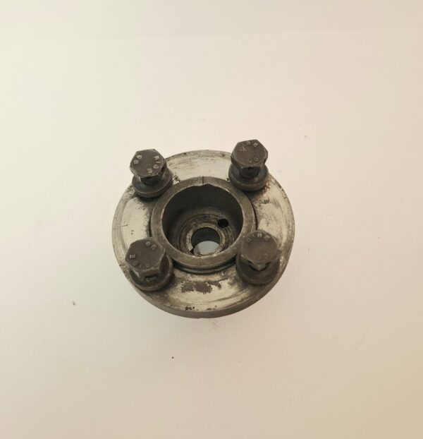 Antrieb Einspritzpumpe Flansch MWM KD 412 Motor Fendt Favorit 1 o. 2 Traktor KD-12-5402-R