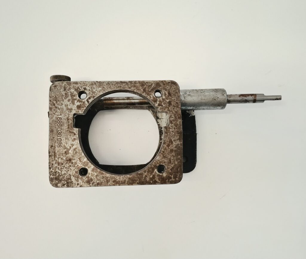 Untersatz Bosch 1686030098